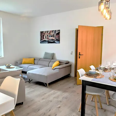 Casa Modern Vintage Flexibilitaet Pur- Perfektes Fuer Familien Und Geschaeftsreisende 5 Schlafplaetze, Vollausstattung, Amazon Prime & Parkplatz Inklusive * Magdeburg