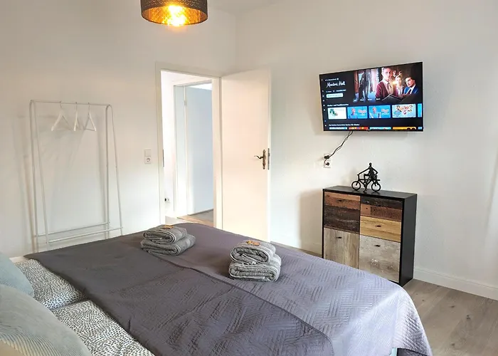 Flexibilitaet Pur- Perfektes Fuer Familien Und Geschaeftsreisende 5 Schlafplaetze, Amazon Prime & Parkplatz Inklusive アパート *