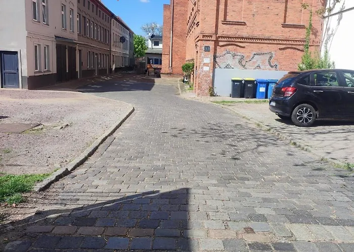 Flexibilitaet Pur- Perfektes Fuer Familien Und Geschaeftsreisende 5 Schlafplaetze, Amazon Prime & Parkplatz Inklusive * マクデブルク